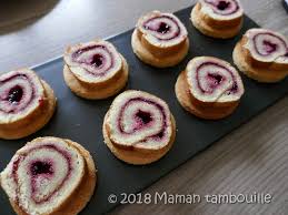 Boules De Noel Framboise Litchi Maman Tambouille Idee Recette Noel Recette Dessert Boule De Noel