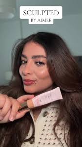 Sculpted by Aimee Second Skin Porcelain