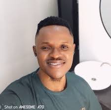 Alvin Narayan's Instagram, Twitter & Facebook