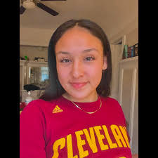 I'm both people in this skit. Literally and figuratively 😭