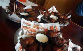 Hooters Proves Smoked Wings Are The Thing Gafollowers