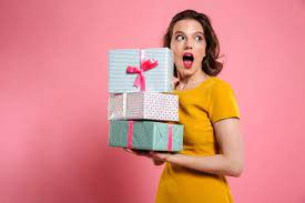 Si c'est un truc qui est susceptible de lui plaire, tu peux offrir à ta maman un beau bouquet de fleurs. Idee Cadeau Trouvez La Bonne Avec Le Guide Du Cadeau