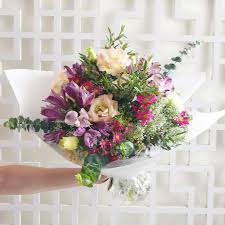 Cheap flowers free delivery singapore. 14 Flower Delivery Services In Singapore With Bouquets From 10