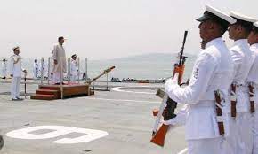 How much do navy make. Career In Merchant Navy Courses Colleges Salary In India