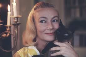 Happy Monday from Veronica Lake! Every Monday is Veronica Lake Day!