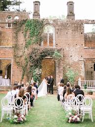 Elegant Spring Bride Wears Martin Thornburg Cielo For Her Wedding Georgia Wedding Venues Savannah Georgia Wedding Georgia Wedding
