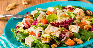 Insalata con tofu grigliato e citronella dosi: Tofu Provalo In Insalata Con Le Noci Riza It