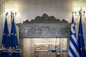 Στην τελική ευθεία έχει μπει ο ανασχηματισμός του κυβερνητικού σχήματος στον οποίο θα προχωρήσει ο. Nofq Elrpyyz M