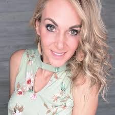 Mindy Olson's Instagram, Twitter & Facebook