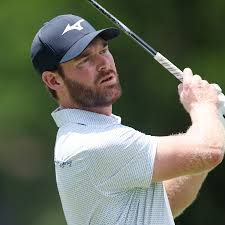 Woods, McIlroy set to be paid handsomely for loyalty