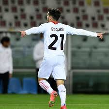 On a night which saw goalkeeping gaffes and great finishes in equal measure, real took the lead midway. Ac Milan And Real Madrid Very Close To Agreement For Attacking Midfielder On Loan The Ac Milan Offside