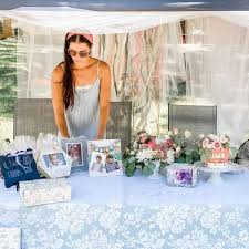 Ideas To Host The Perfect Drive By Baby Shower Baby Shower Goodie Bags Baby Shower Gift Bags Baby Shower Inspiration
