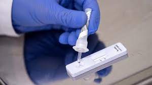 Wenn sie nicht sicher sind, wie sie den schnelltest richtig anwenden oder bei der verwendung unsicher sind, so fragen sie ihren arzt oder apotheker. Plane Des Gesundheitsministeriums Bald Schnelltests Fur Zu Hause Tagesschau De
