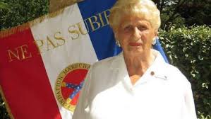 1927 heiratete er simone de lamazière, mit der er 1928 den sohn bernard hatte. Simonne De Lattre De Tassigny Babelio