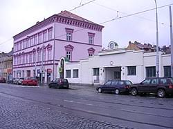 Na výběr jsou pouze kvalitní hry s vysokou hratelností. Sanitka 2 Wikipedie