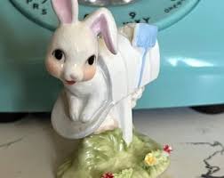 Enesco 1976 Bunny Figurine Easter