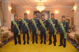 Biaya hidup di hotel hotel istana kuala lumpur city centre tergantung pada tanggal, tarif, jumlah tamu, dll. Tudm On Twitter 14 Pegawai Kanan Tudm Telah Dianugerahkan Darjah Kebesaran Negeri Pahang Di Istana Pahang Kuala Lumpur Hari Ini