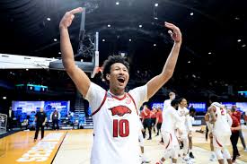 Everything about this game points to arkansas winning big. Kank0fotzs9q7m