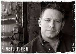 Daniel Bottoms's Instagram, Twitter & Facebook