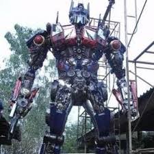 Transformers autobot optimus prime tractor to robot g1 reissue new gift. Robot Transformers Dari Suku Cadang Mobil