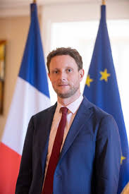 Clément beaune, directeur général adjoint d'adp management (groupe adp) est nommé conseiller europe et g20 au cabinet d'emmanuel macron, président de la république. L Europe Puissance Une Conversation Avec Clement Beaune Le Grand Continent