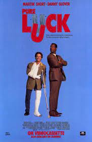 Hay Muchos Mitos Sobre La Suerte Hay Quienes Conservan Los Mas Variados Y Disparatados Objetos Y Rituales Bajo El Estigma De Ca Luck Movie Luck Pure Products