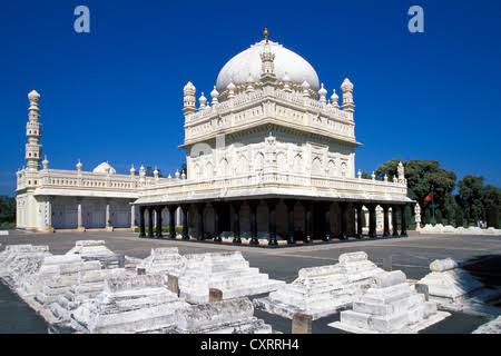 Tipu sultan tomb srirangapatnam karnataka hi-res stock photography and images - Alamy