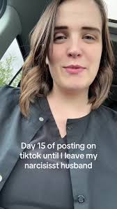 Reacción divertida ante el pago de mi pareja