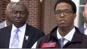 Christopher L Crump"