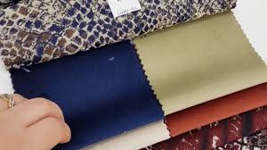 Döşemelik koltuk kumaşı alırken ya da, koltuk takımı alırken kumaş seçiminde, öncelik kumaşın dayanıklı olmasıdır. En Iyi Dosemelik Kumas Markalari Icin 3 Fikir Dekordiyon