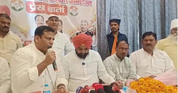 शामली में कांग्रेस सांसद का अमित शाह पर तंज, बोले- 'ज्योतिषी की दुकान खोल लें'; 1 नवंबर को दिल्ली में होगी रैली - रॉयल बुलेटिन