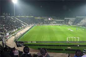 Najbližšie sa na ňom predstaví slovan a my vám ponúkame krátky pohľad na tento futbalový stánok. Ein Stadion Und Ich 2 Paok Stadion In Saloniki