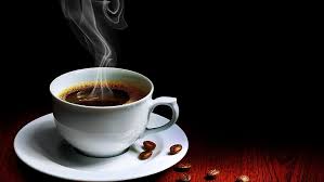Rasa kek ni mmg sdp. Cangkir Keramik Putih Dengan Cawan Kopi Uap Cangkir Latar Belakang Hitam Wallpaper Hd Wallpaperbetter