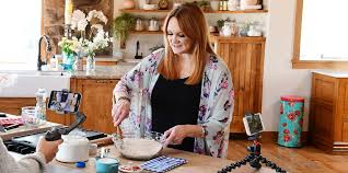 How about some pioneer woman dessert recipes to complete your thanksgiving dinner? What Happens To The Food On The Pioneer Woman