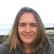 Beth MacKinnon (@beth_mackinnon)