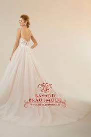 Check spelling or type a new query. A Linie Hochzeitskleid Passt Fur Jede Figur Bayard Brautmode Stans