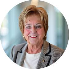 I ask #Fernie people. "If there's one piece of advice you would give anyone  starting out, what would that be?" This week we speak with Claire Gadd from  The Loaf www.theloaf.ca The