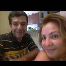 Y que va hacer a guardarlos para que se pudran? Acaso ellos tienen 2  cuerpos? Dios dejen de sufrir por lo ajeno.