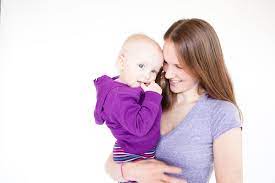 It S Best Not To Drink Alcohol Or Smoke At All While Breastfeeding Healthy Families Bc