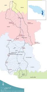 Le département de l'allier est par conséquent un espace composite, aux opportunités diverses et très bien desservi vers l'intérieur. Bassin Versant Allier Aval Sage Allier Aval