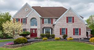 Exterior paint color combinations with red brick. 8 Striking Curb Appeal Ideas For Brick Homes You Ll Love