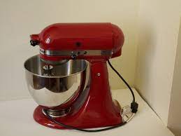 Oil leaking out of the lock lever or speed control slots on a mixer that has been turned on its side during shipping or storage. Kitchenaid Ksm150ps Troubleshooting Ifixit
