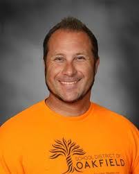 Breanna Reis's Instagram, Twitter & Facebook