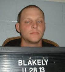 Report: Duo posed as sheriff's deputies, handcuffed and robbed two