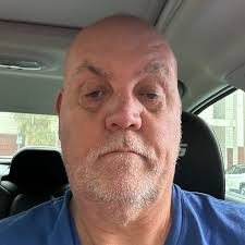 One of my favorite groups all time! Wish I could have scene them with a  young Rick Wakeman!(probably the GREATEST keyboard player of ALL TIME!)  matter of fact he plays Keyboards for