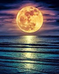 Today's moon is 90,65% visible and is decrescent. In Honour Of The Full Moon Today What Do You Want To Let Go Of Give Yourself Permission Take Time To Rest And Shoot The Moon Moon Photography Moon Pictures