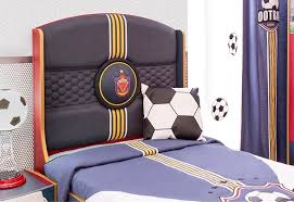 Paidiko Dwmatio Me 8ema To Podosfairo To Neo Online Periodiko Gia To Paidi Ebiskoto Gr Soccer Bedroom Headboard Decor Upholstered Headboard