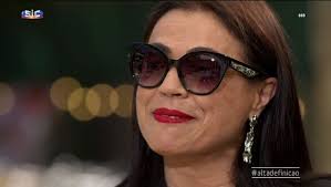 Cheiro nauseabundo": Pai de Rosinha "tinha buracos no corpo" e estava "a  apodrecer"