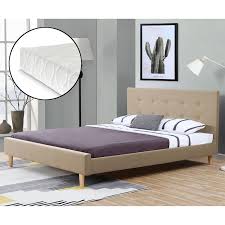 Trova una vasta selezione di letto matrimoniale imbottito a prezzi vantaggiosi su ebay. Letto Imbottito Con Materasso 180 X 200 Cm Letto Matrimoniale King Size Con Testiera Alta Trapuntata Rivestimento In Tessuto Color Crema En Casa Casa E Cucina Ibs