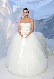 The gown is a part of vera's iconic bridal collection. Vera Wang S Best Bridal Moments Vera Wang S Pop Culture Influence